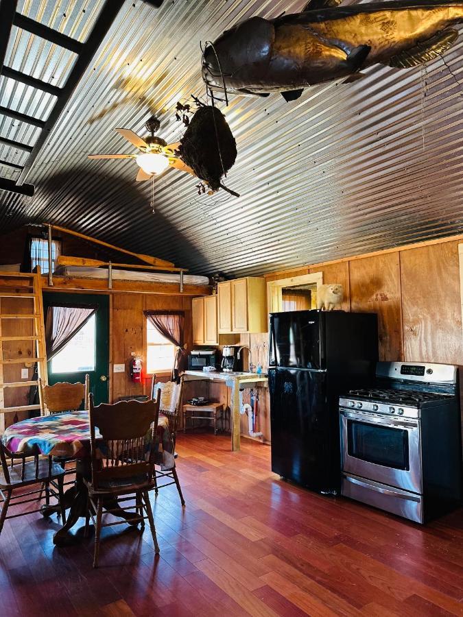 Country Cabins Hotel Chariton Eksteriør billede