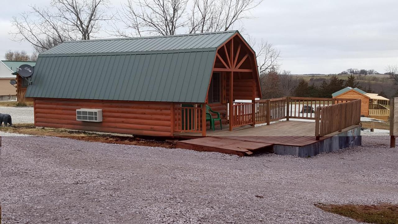 Country Cabins Hotel Chariton Eksteriør billede