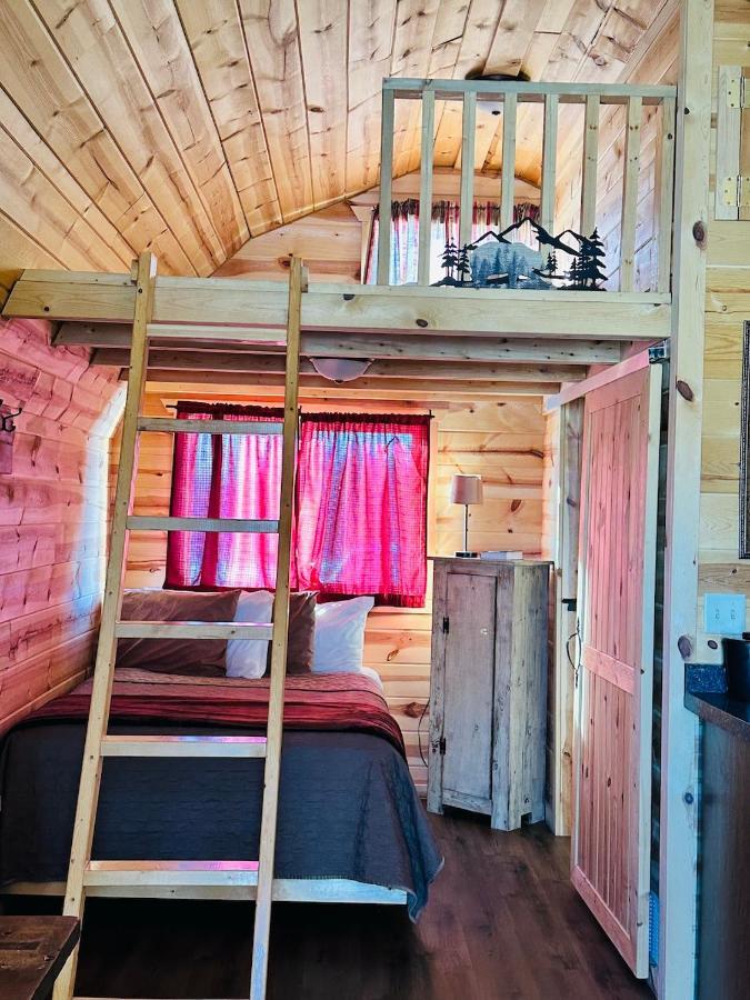 Country Cabins Hotel Chariton Eksteriør billede